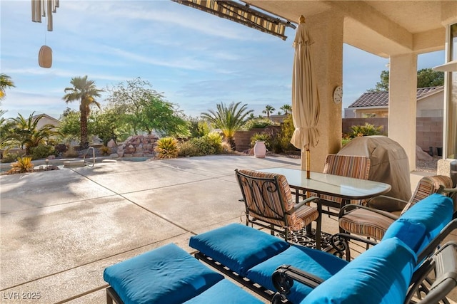1239 N Hollywood Blvd, Las Vegas, NV 89110 - view of patio with area for grilling