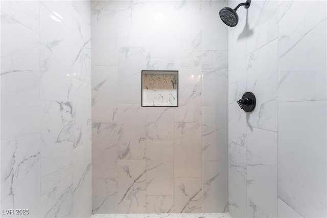 1012 Greystone Dr, Las Vegas, NV 89108 - bathroom featuring a tile shower
