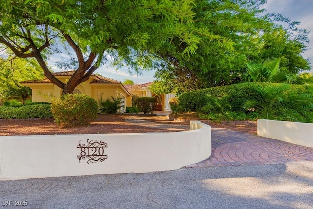 8120 W Red Coach Ave, Las Vegas, NV 89129 - photo 1