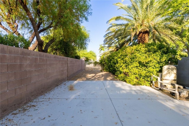 8120 W Red Coach Ave, Las Vegas, NV 89129 - photo 48