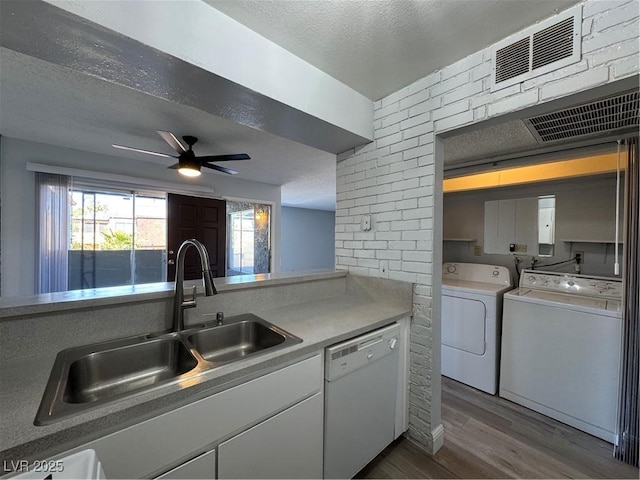 1460 Hialeah Dr Unit D, Las Vegas, NV 89119 - photo 10