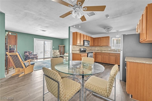 6313 Cromwell Ave, Las Vegas, NV 89107 - photo 7