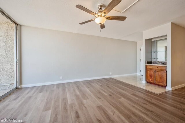 745 N Royal Crest Cir Unit 157, Las Vegas, NV 89169 - photo 3