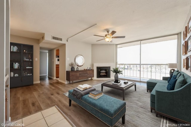 745 N Royal Crest Cir Unit 157, Las Vegas, NV 89169 - photo 5
