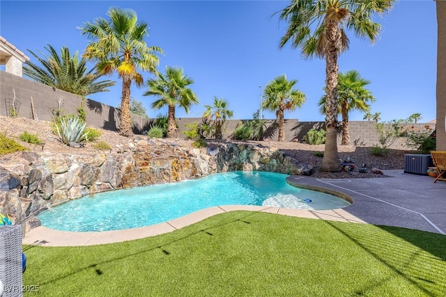 1246 Diamond Valley St, Henderson, NV 89052 - view of pool featuring a fenced backyard