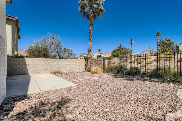 3141 Diamond Crest Ln, Henderson, NV 89052 - fenced backyard with a patio