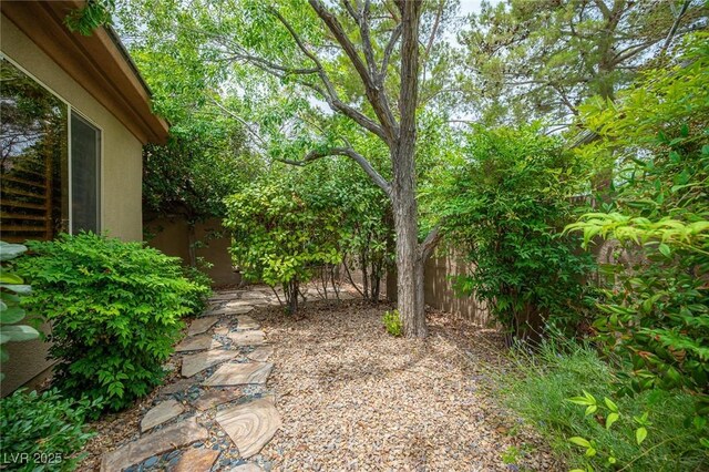 15 Emerald Dunes Cir, Henderson, NV 89052 - view of yard
