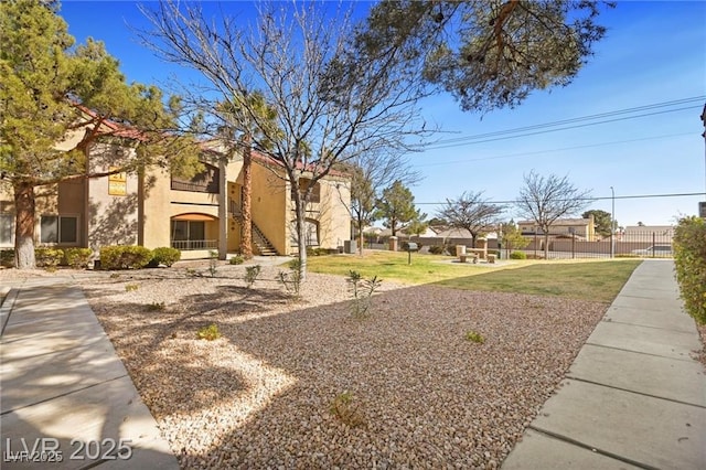 7885 W Flamingo Rd Unit 1131, Las Vegas, NV 89147 - view of yard