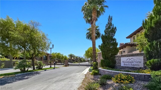 8010 Palm Cove Ct, Las Vegas, NV 89129 - photo 4