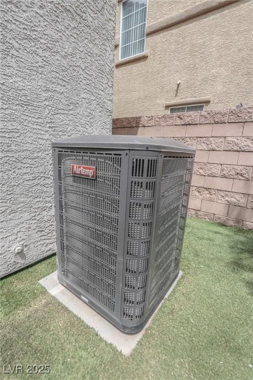 1135 Paradise Mountain Trl, Henderson, NV 89002 - exterior view of a cooling unit