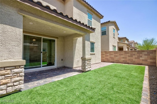 835 Aurelie Ridge St, Henderson, NV 89011 - view of yard with a patio