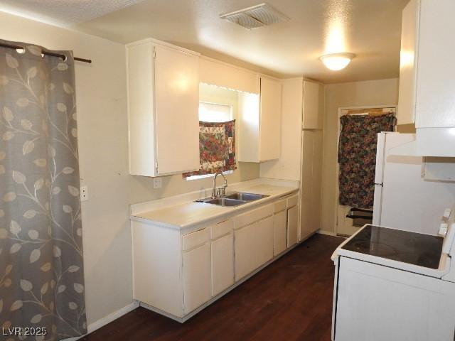 2813 Willoughby Ave, Las Vegas, NV 89101 - photo 4
