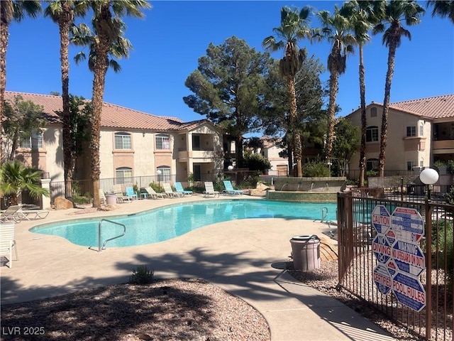 1830 N Buffalo Dr Unit 2021, Las Vegas, NV 89128 - community pool with a patio