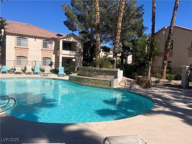 1830 N Buffalo Dr Unit 2021, Las Vegas, NV 89128 - community pool with a patio