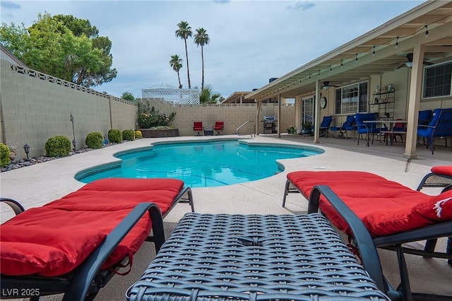 4161 Royalhill Ave, Las Vegas, NV 89121 - photo 2