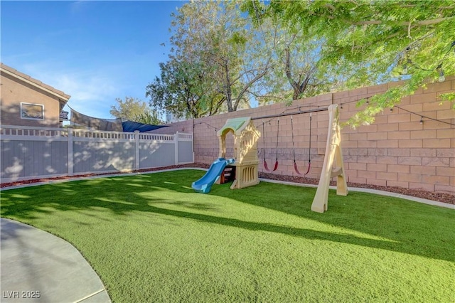 1069 Aspen Cliff Dr, Henderson, NV 89011 - fenced backyard with a playground