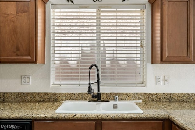 9074 Iron Cactus Ave, Las Vegas, NV 89148 - photo 28