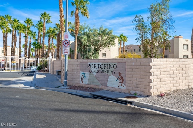 2068 Mesquite Ln Unit 203, Laughlin, NV 89029 - view of community sign