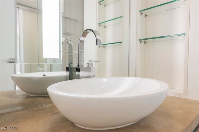 3726 Las Vegas Blvd Unit 704, Las Vegas, NV 89158 - bathroom featuring a sink