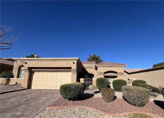 2925 Big Green Ln, Las Vegas, NV 89134 - photo 5