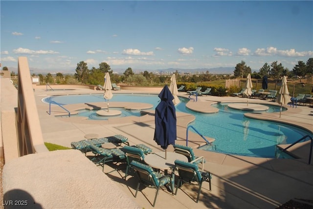 2925 Big Green Ln, Las Vegas, NV 89134 - photo 9