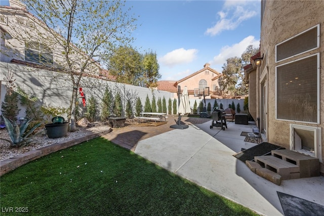 2637 Ohio Ct, Las Vegas, NV 89128 - fenced backyard with a patio area