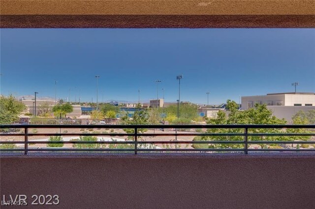 10342 Kesington Dr, Las Vegas, NV 89135 - water view