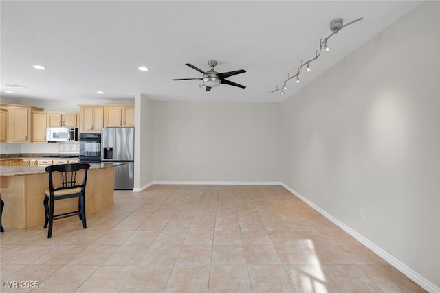 2405 Esteem Ridge Dr, Henderson, NV 89052 - photo 8