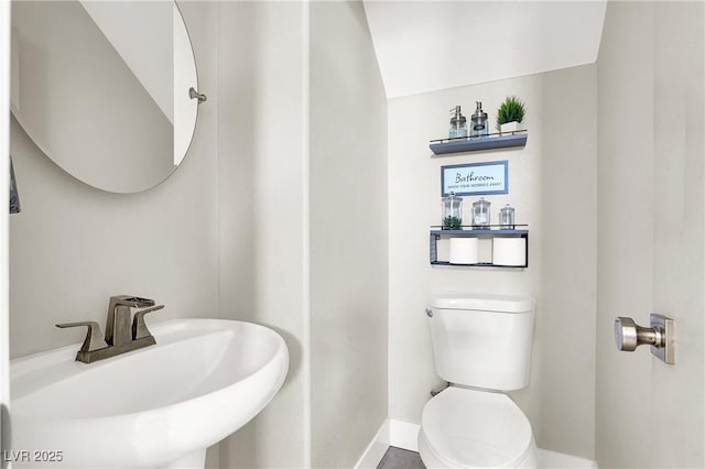 5200 Paradise Skies Ave, Las Vegas, NV 89156 - bathroom with toilet and baseboards