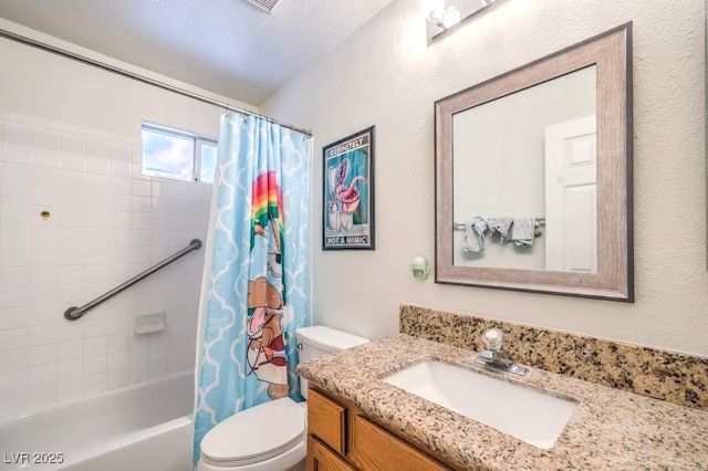 520 Arrowhead Trl Unit 522, Henderson, NV 89015 - full bath featuring vanity, shower / bath combination with curtain, and a textured wall