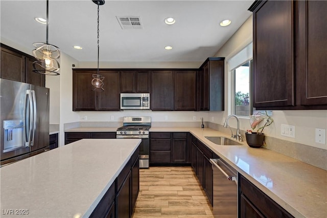 9542 Ridgeglen Ct, Las Vegas, NV 89148 - photo 21