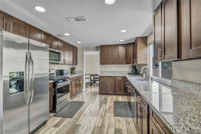 6815 Garden Grove Ave, Las Vegas, NV 89103 - photo 9
