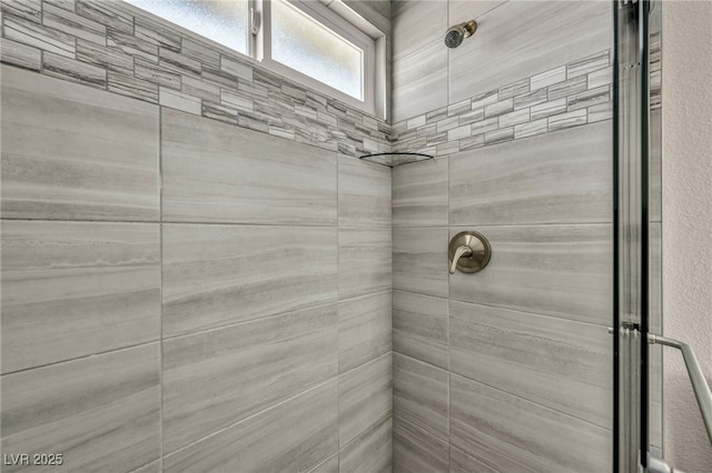 6815 Garden Grove Ave, Las Vegas, NV 89103 - photo 28