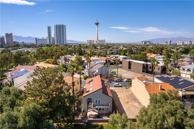 2845 Queens Courtyard Dr, Las Vegas, NV 89109 - photo 39