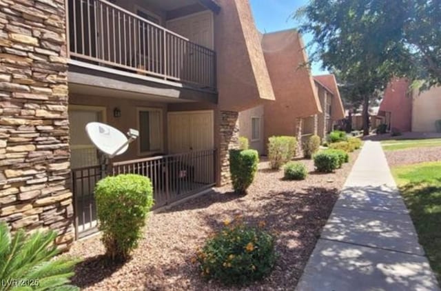 5295 Indian River Dr Unit 305, Las Vegas, NV 89103 - photo 3