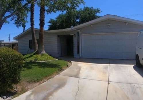 912 Saylor Way, Las Vegas, NV 89108 - photo 1