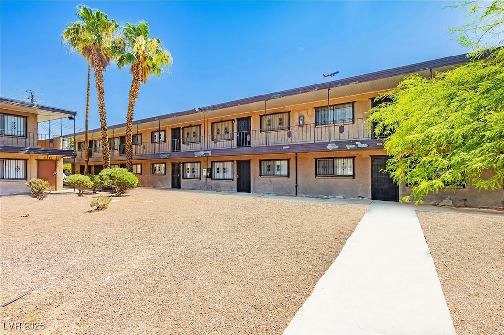 3720 Royal Crest St Unit 6, Las Vegas, NV 89119 - photo 1