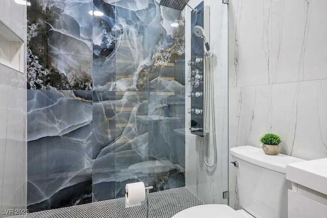9233 Canyon Mesa Dr, Las Vegas, NV 89144 - bathroom with a walk in shower and tile walls