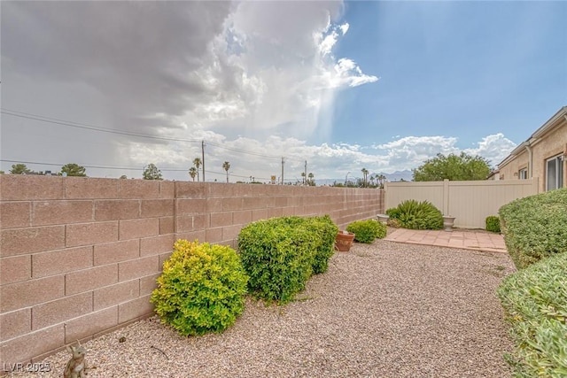4713 Guma Way N, Las Vegas, NV 89031 - view of yard