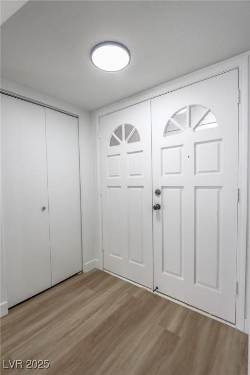 4269 Roanridge Ave, Las Vegas, NV 89120 - foyer featuring light wood-style floors