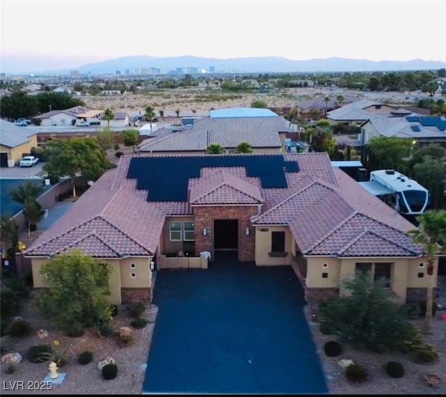 274 Chartan Ave, Las Vegas, NV 89183 - view of subject property featuring a mountain backdrop
