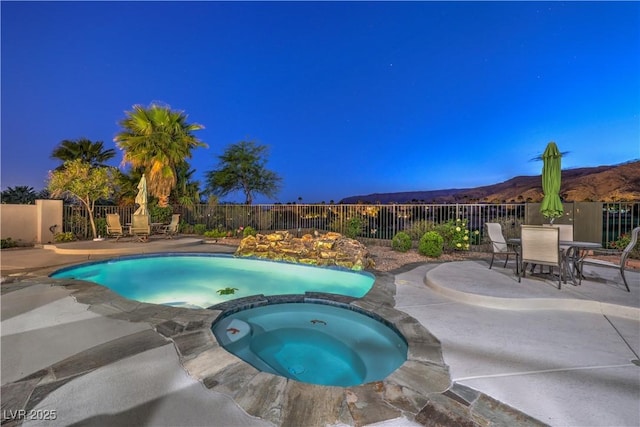 2571 Red Springs Dr, Las Vegas, NV 89135 - photo 17