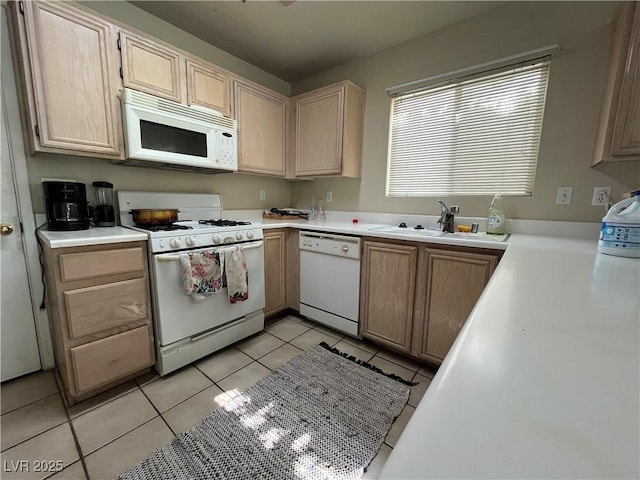 8025 Cherish Ave, Las Vegas, NV 89128 - photo 5
