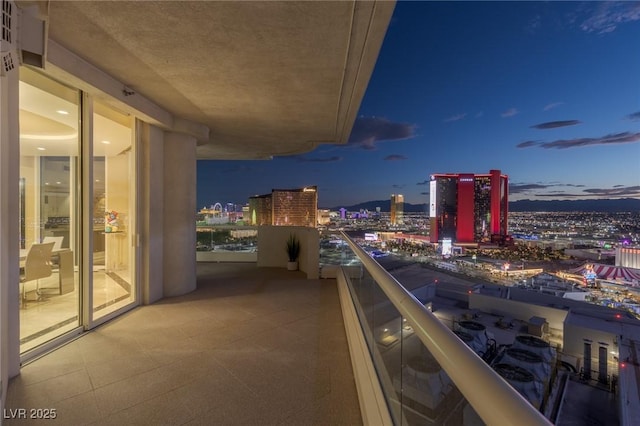 2877 Paradise Rd Unit 3202, Las Vegas, NV 89109 - photo 25
