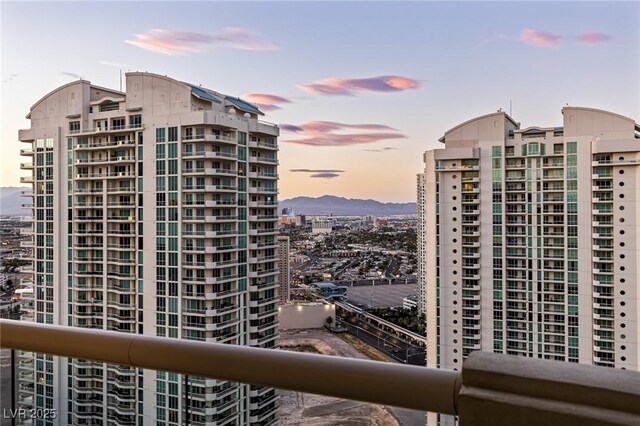 2877 Paradise Rd Unit 3202, Las Vegas, NV 89109 - photo 39