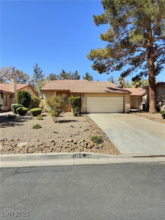 3619 Edinburgh Dr, Las Vegas, NV 89103 - photo 4
