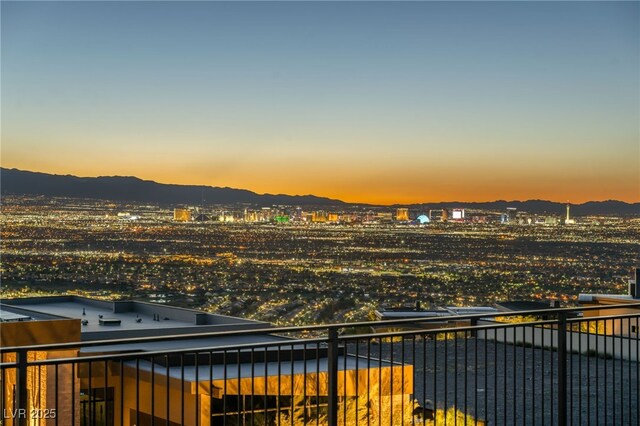 17 Stonecutter Ct, Henderson, NV 89012