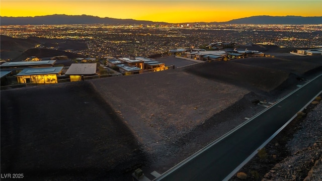 17 Stonecutter Ct, Henderson, NV 89012