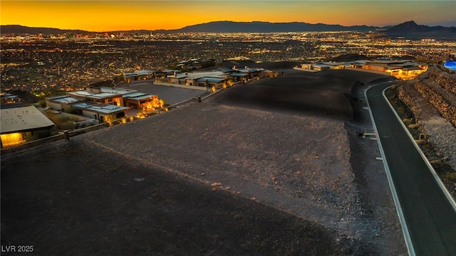 17 Stonecutter Ct, Henderson, NV 89012