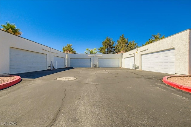 5425 Comchec Way Unit 103, Las Vegas, NV 89108 - view of garage